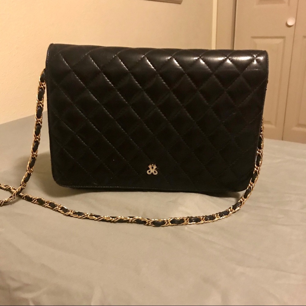 Jay Herbert Vintage Quilted Black Leather Handbag!